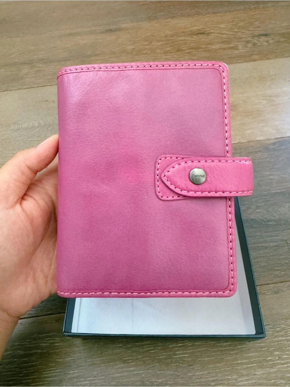 filoFAX Malden Pocket Organiser in Bright Fuchsia